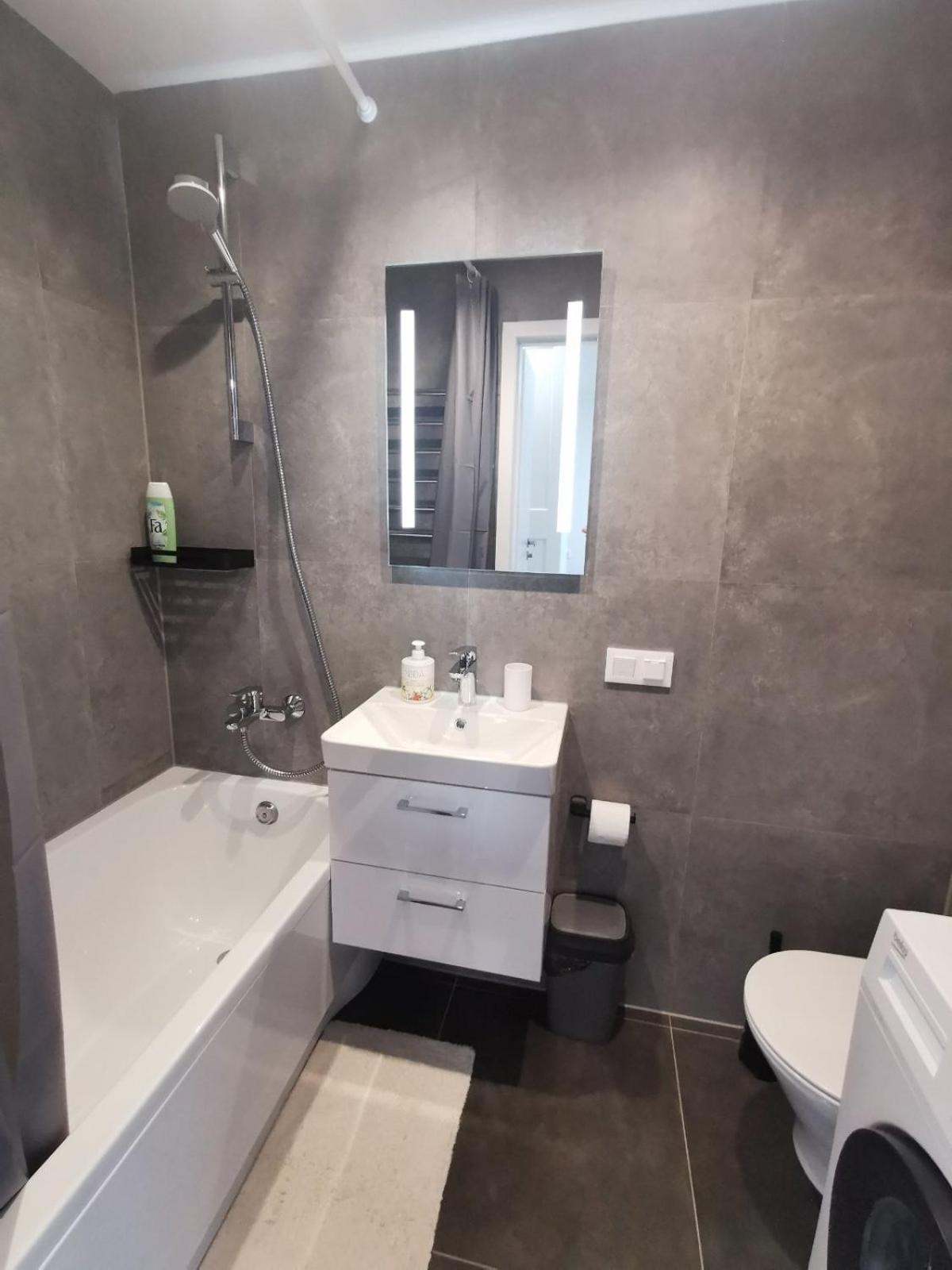 Modern Studio Baltijos, Self-Check-In, Free Parking Klaipėda Esterno foto